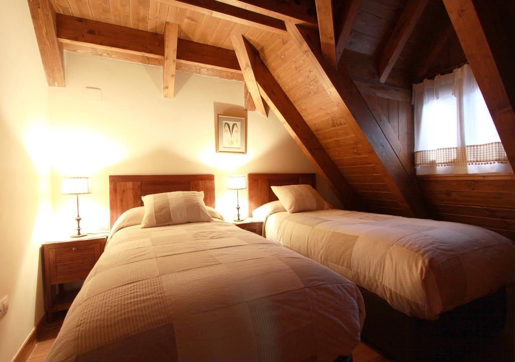 Apartamento Charming Escarrilla Exterior foto